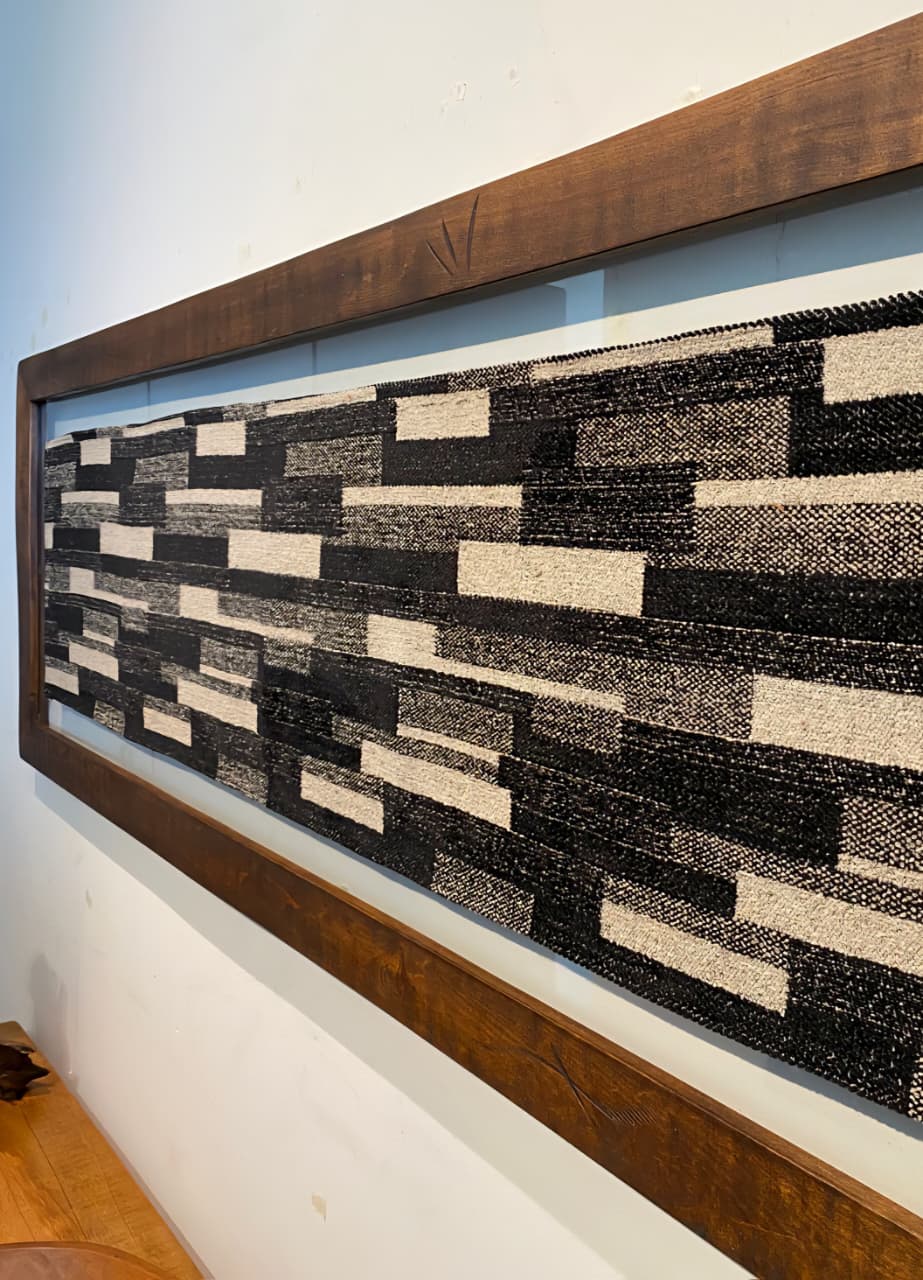 Cuadro Porteña 1.55 x 0.55 mts.