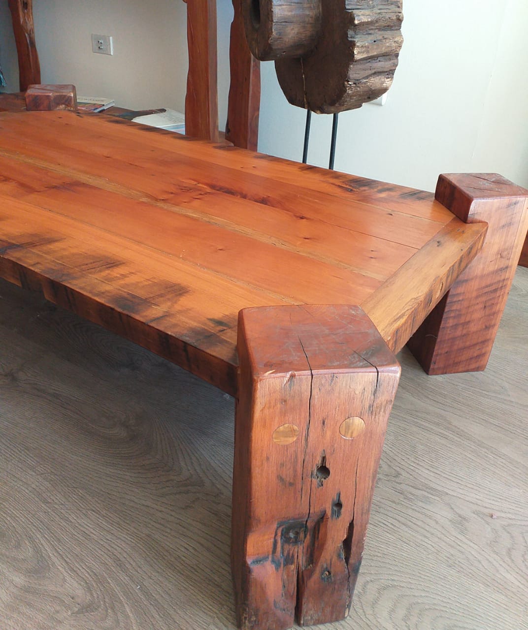 Mesa de Centro Pata Pasada